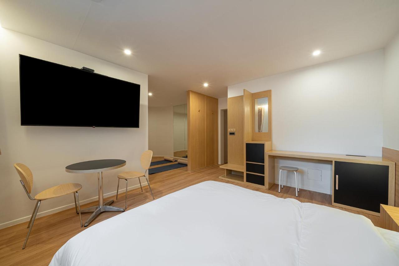 Aank Hotel Daejeon Yongjeon 2Nd Exteriör bild